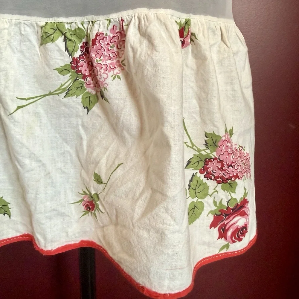 VTG 1950s MCM Handmade Floral Kitchen Housewife Apron Cotton & Organza Roses